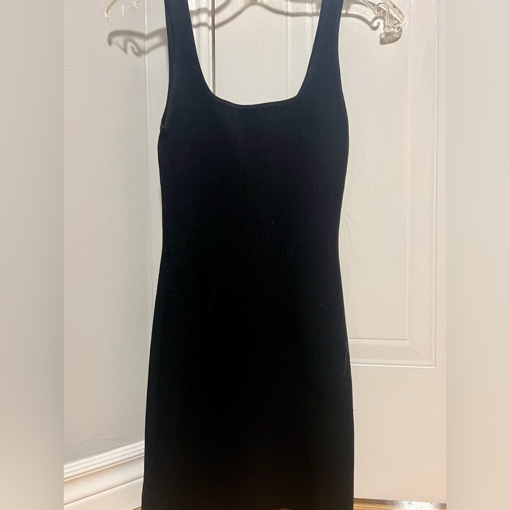 Aritzia Babaton Sculpt Knit Black Mini Dress